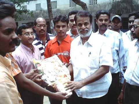 Rajinifans.com - Superstar Rajinikanth fan community and Thalaivar supporters