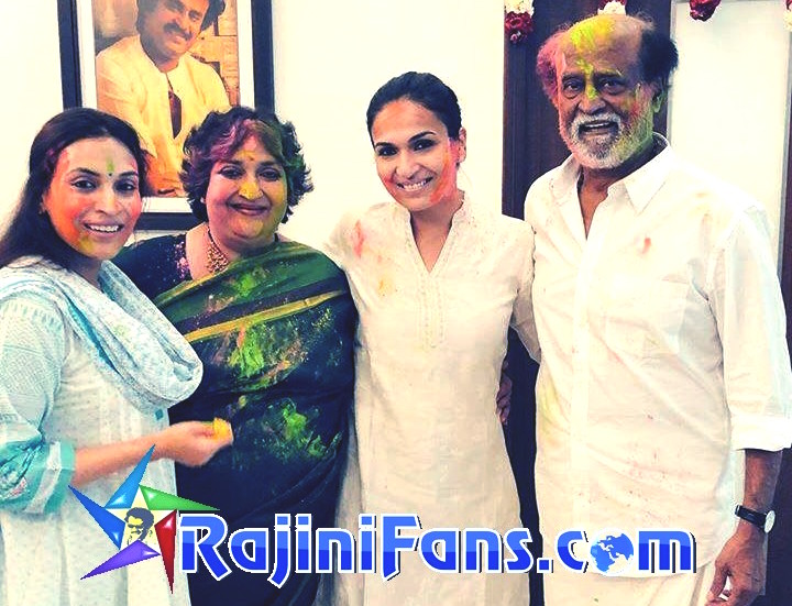 Superstar Rajinikanth's Life History (English) : Rajinifans.com