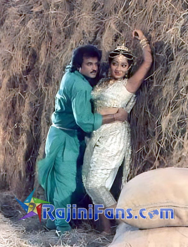 Adhisaya Piravi (1990)  Part 2 photo 35