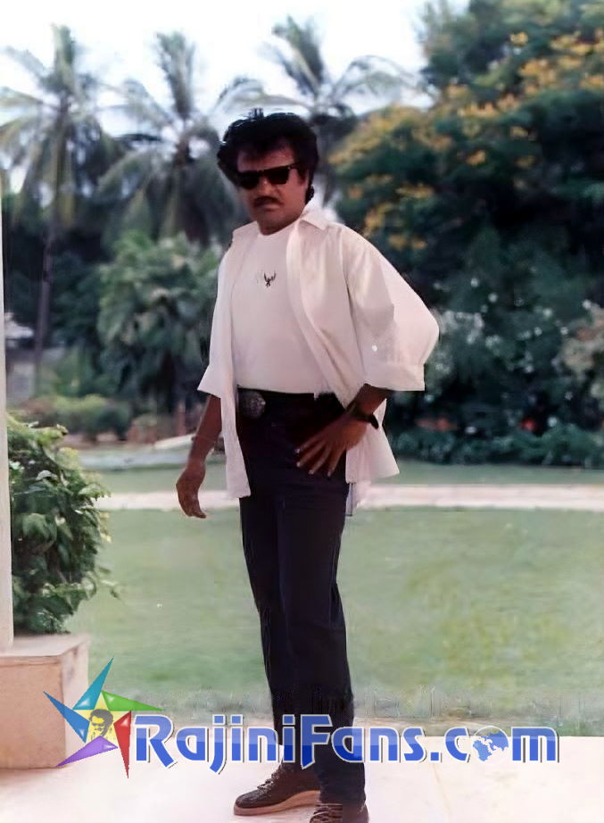 Adhisaya Piravi (1990)  Part 2 photo 37