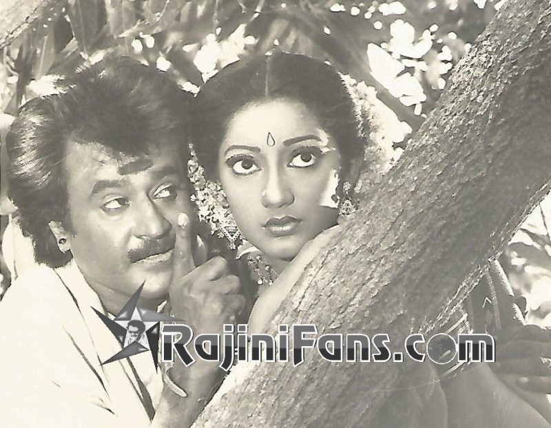 Adhisaya Piravi (1990) photo 9