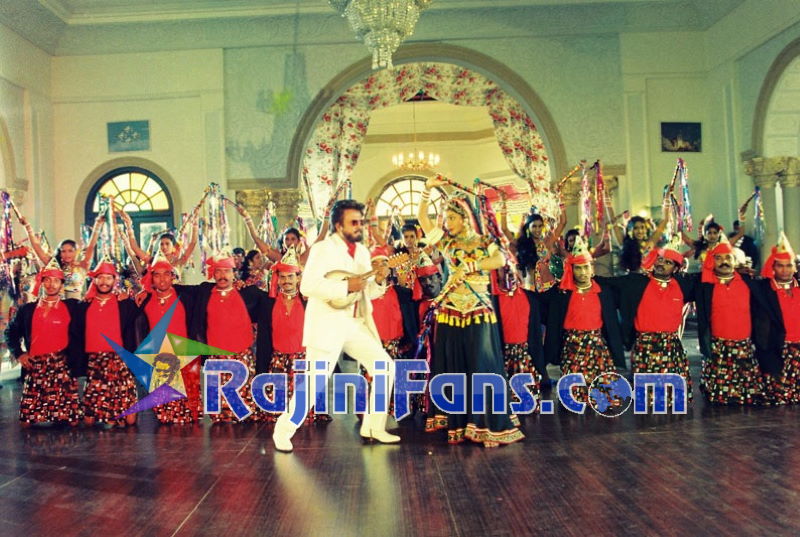 Baasha (1995) - Part 2 photo 23