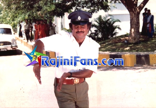 Baasha (1995) - Part 4 photo 61