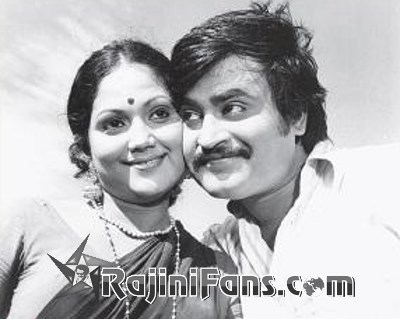 Bhuvana Oru Kelvikuri (1977) photo 12