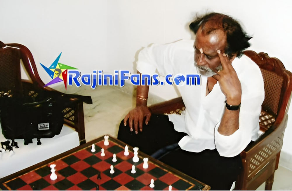 Rajinikanth Close Up Shots (Part 2) - Rajinifans.com photo 24