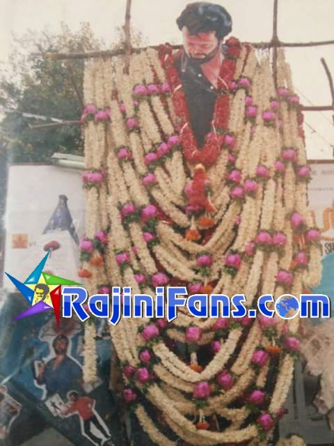 Superstar Rajinikanth Bangalore Theater Cut Outs, Banners & Posters (Part 5) - Rajinifans.com photo 84
