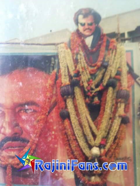 Superstar Rajinikanth Bangalore Theater Cut Outs, Banners & Posters (Part 5) - Rajinifans.com photo 94