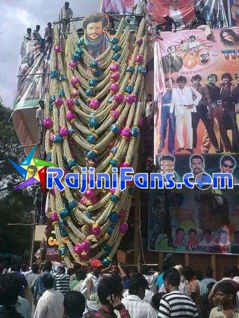 Superstar Rajinikanth Bangalore Theater Cut Outs, Banners & Posters (Part 5) - Rajinifans.com photo 95