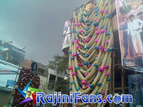 Superstar Rajinikanth Bangalore Theater Cut Outs, Banners & Posters (Part 5) - Rajinifans.com photo 98