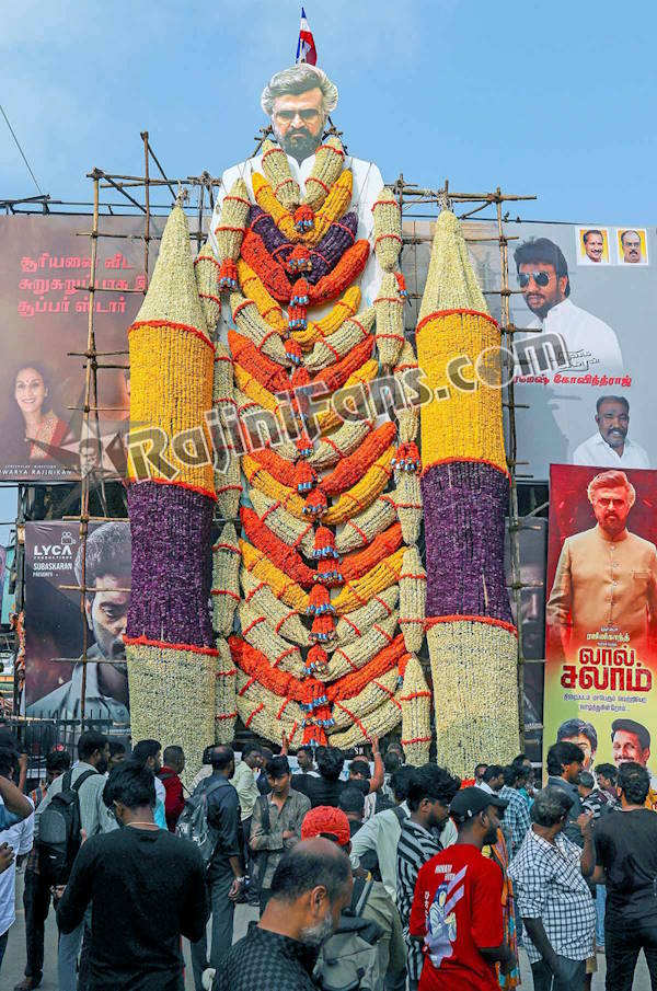 Superstar Rajinikanth Cinema Cut Outs, Rajini Banners & Posters (Part 8) - Rajinifans.com photo 154