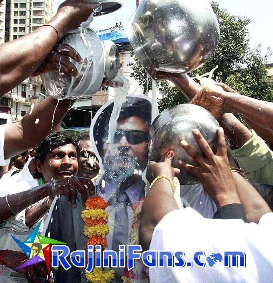 Superstar Rajinikanth Cinema Cut Outs, Rajini Banners & Posters (Part 9) - Rajinifans.com photo 167