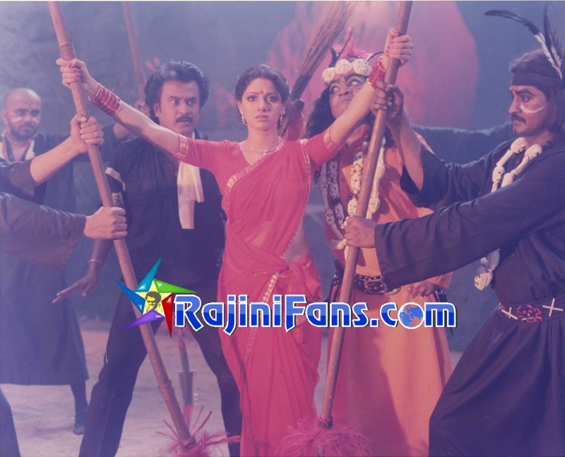 Rajinikanth Hindi Movie Photo Gallery - Rajinifans.com photo 12