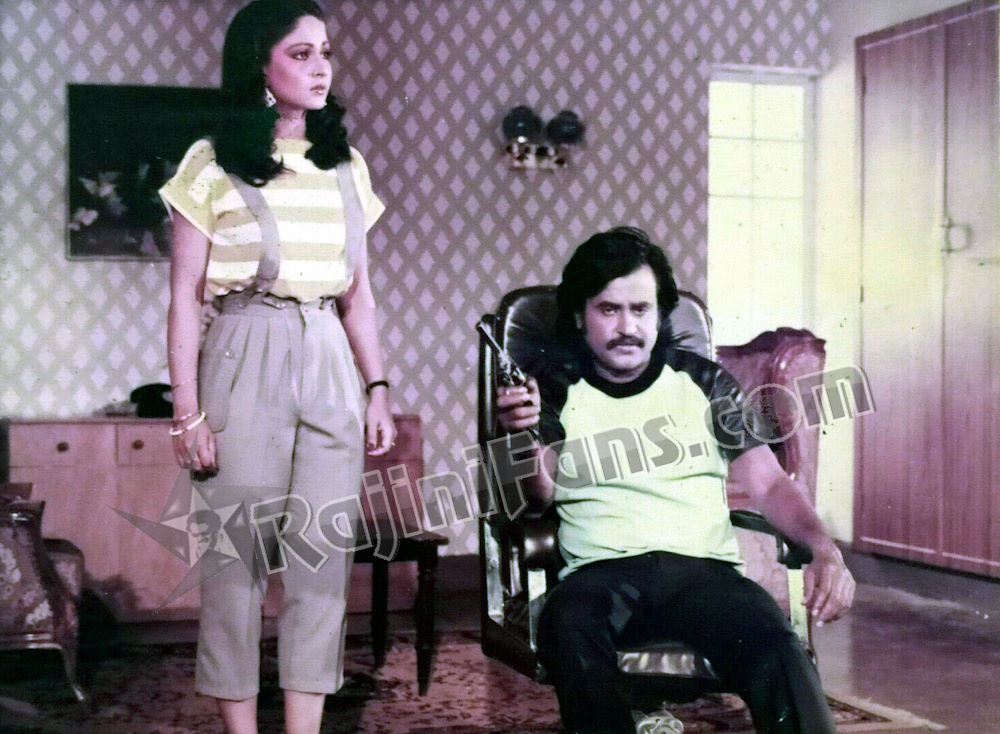 Rajinikanth Hindi Cinema Photo Gallery (Part 11) - Rajinifans.com photo 216