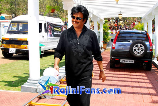 Kuselan (2008)  - Photo Gallery - Rajinifans.com photo 30