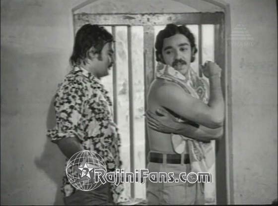 Moondru Mudichu (1976) photo 17