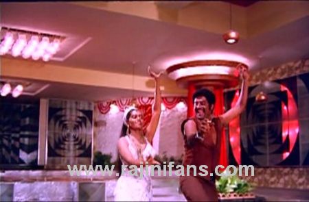 Moondru Mugam (1982)  - Photo Gallery - Rajinifans.com photo 116