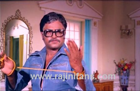 Moondru Mugam (1982) - Photo Gallery - Rajinifans.com photo 122