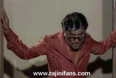 Moondru Mugam (1982) - Photo Gallery - Rajinifans.com photo 137