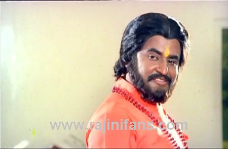 Moondru Mugam (1982)  - Photo Galley (Part 2) - Rajinifans.com photo 27