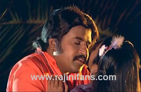 Moondru Mugam (1982) - Photo Gallery (Part 3)- Rajinifans.com photo 43