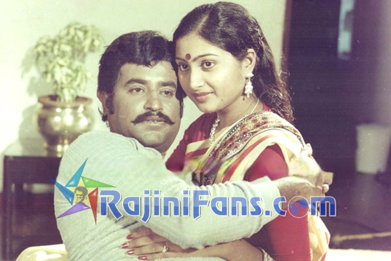 Moondru Mugam (1982)  - Photo Gallery - Rajinifans.com photo 6