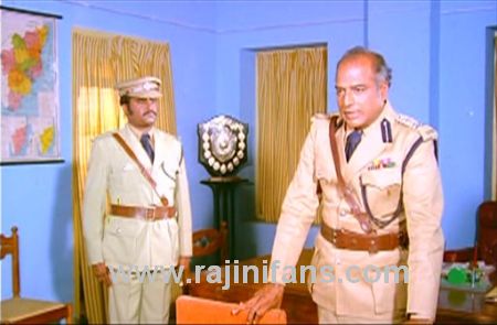Moondru Mugam (1982)  - Photo Gallery - Rajinifans.com photo 76