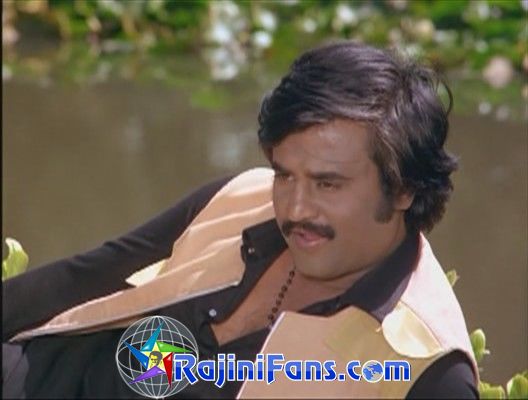 Naan Mahaan Alla (1984) - Part 2 - Photo Gallery - Rajinifans.com photo 27