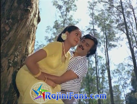 Naan Mahaan Alla (1984) - Part 2 - Photo Gallery - Rajinifans.com photo 30
