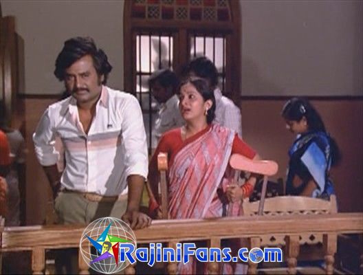 Naan Mahaan Alla (1984) - Part 2 - Photo Gallery - Rajinifans.com photo 34