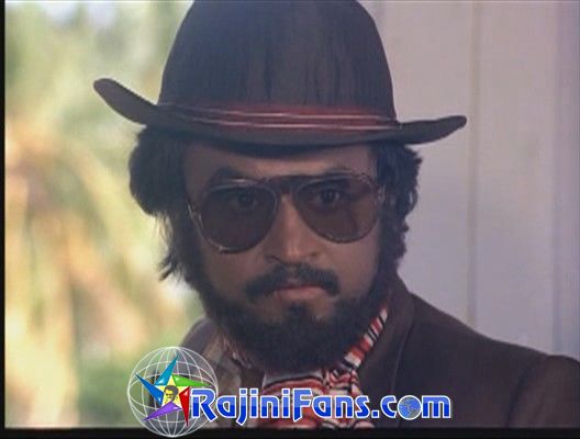 Naan Mahaan Alla (1984) - Part 3 - Photo Gallery - Rajinifans.com photo 51
