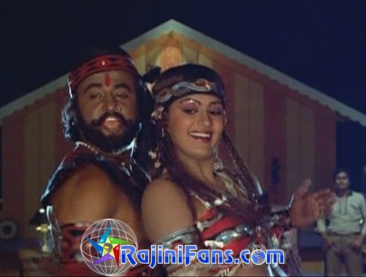 Naan Mahaan Alla (1984) - Part 3 - Photo Gallery - Rajinifans.com photo 60