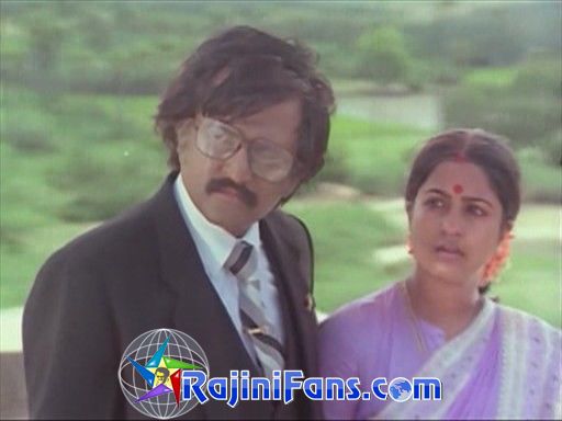Nallavanukku Nallavan (1984) - Part 6 - Photo Gallery - Rajinifans.com photo 113