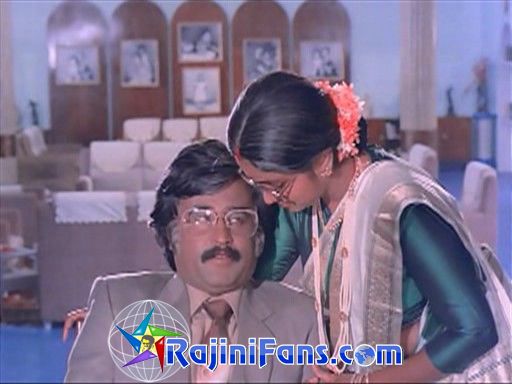 Nallavanukku Nallavan (1984) - Part 4 photo 77
