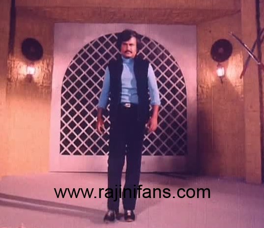 Paayum Puli (1983) - Part 2 photo 31