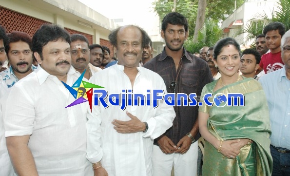 Rajinikanth Rare Photo Gallery - Part 8 - Rajinifans.com photo 155