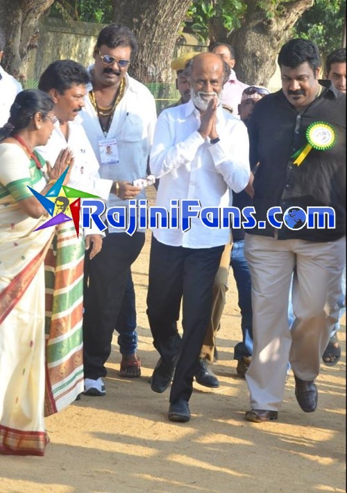 Rajinikanth Rare Photo Gallery - Part 11 - Rajinifans.com photo 206