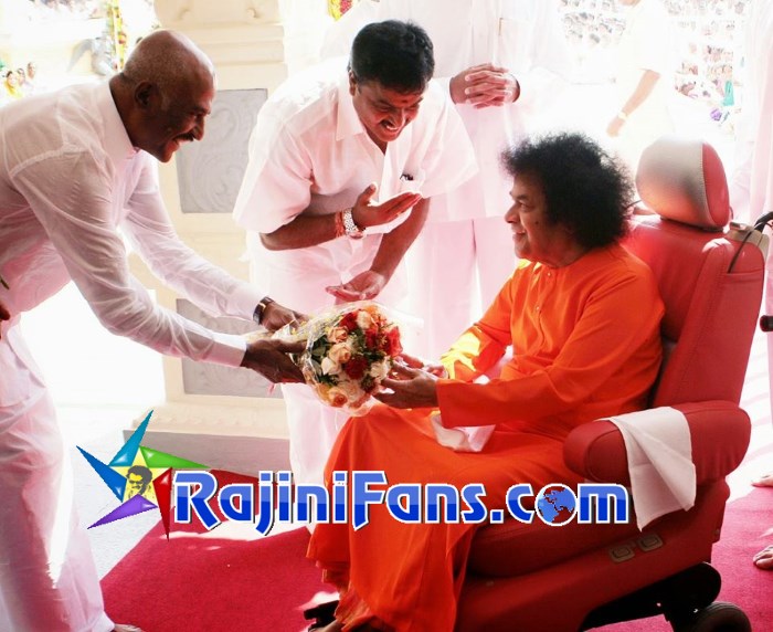 Rajinikanth Rare Photo Gallery - Part 2 - Rajinifans.com photo 31