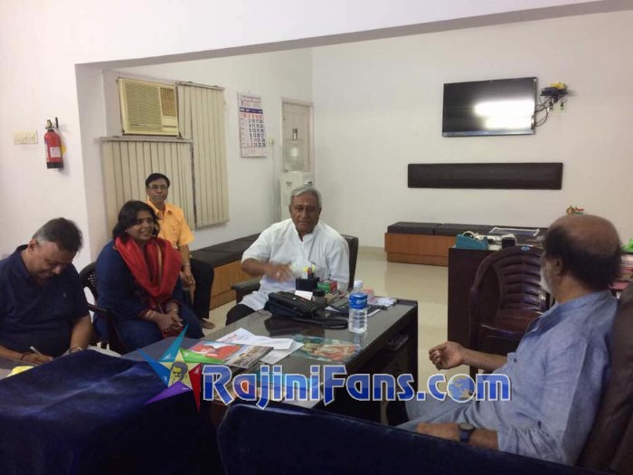 Rajinikanth Rare Photo Gallery - Part 2 - Rajinifans.com photo 32