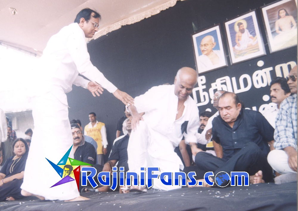 Superstar Rajinikanth fast for Cauvery Water in 2002 - Part 1 - Rajinifans.com photo 3