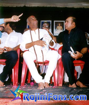 Superstar Rajinikanth fast for Cauvery Water in 2002 - Part 2 - Special Moment Photos - Rajinifans.com photo 52