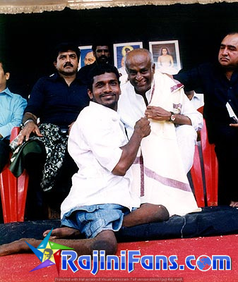 Superstar Rajinikanth fast for Cauvery Water in 2002 - Part 2 - Special Moment Photos - Rajinifans.com photo 53