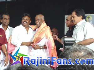 Superstar Rajinikanth fast for Cauvery Water in 2002 - Part 2 - Special Moment Photos - Rajinifans.com photo 59