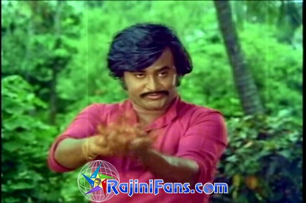 Thillu Mullu (1981) - Part 4 - Photo Gallery - Rajinifans.com photo 62