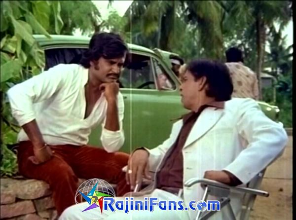 Thillu Mullu (1981) - Part 4 - Photo Gallery - Rajinifans.com photo 67