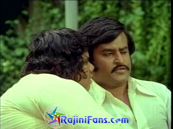 Thillu Mullu (1981) - Part 4 - Photo Gallery - Rajinifans.com photo 68