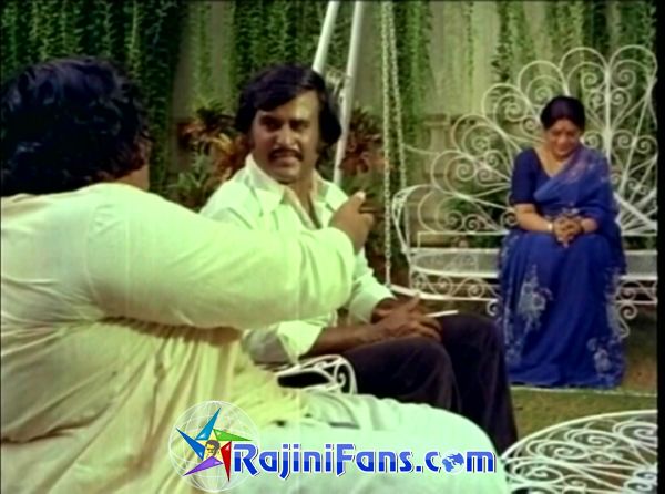 Thillu Mullu (1981) - Part 4 - Photo Gallery - Rajinifans.com photo 70
