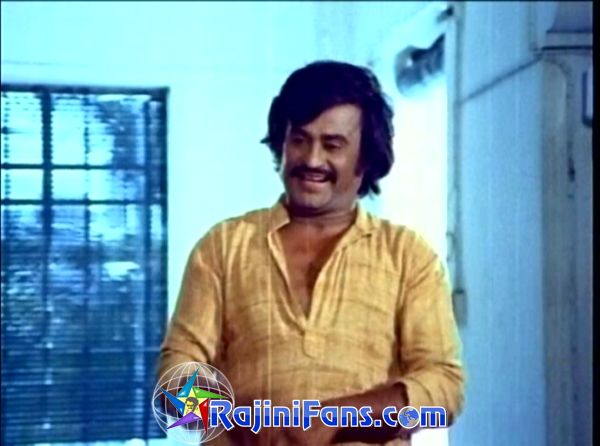 Thillu Mullu (1981) - Part 4 - Photo Gallery - Rajinifans.com photo 71