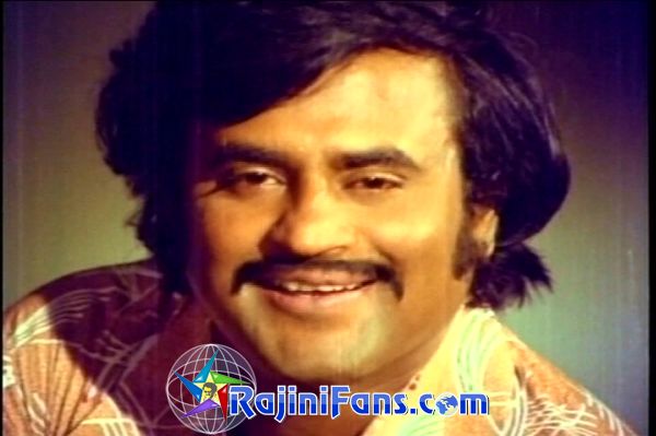 Thillu Mullu (1981) - Part 5 - Photo Gallery - Rajinifans.com photo 98