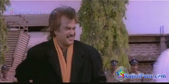 Uzhaippali (1993) - Part 7 photo 138