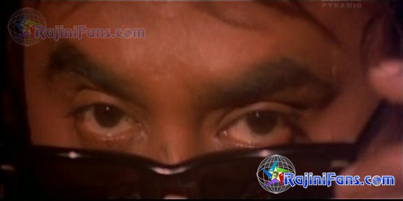 Uzhaippali (1993) - Part 2 photo 34